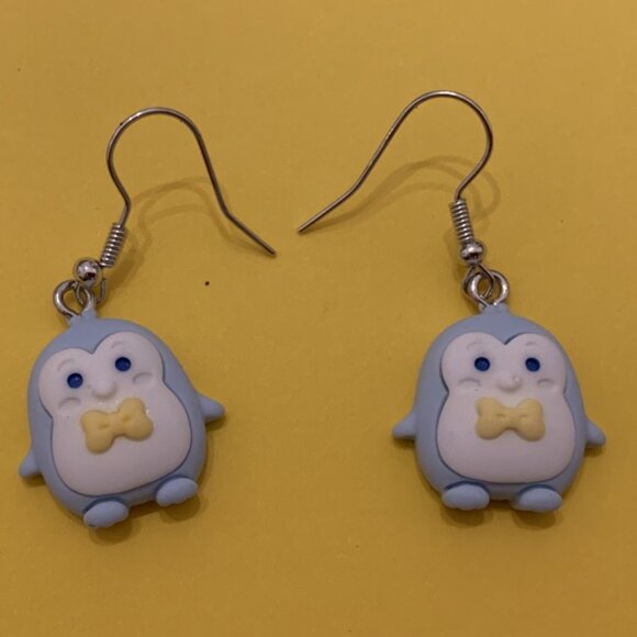 Penguin Earring, Penguin Jewelry, Gift Idea, Silly Earring, Cute Earring - Picture 6 of 6